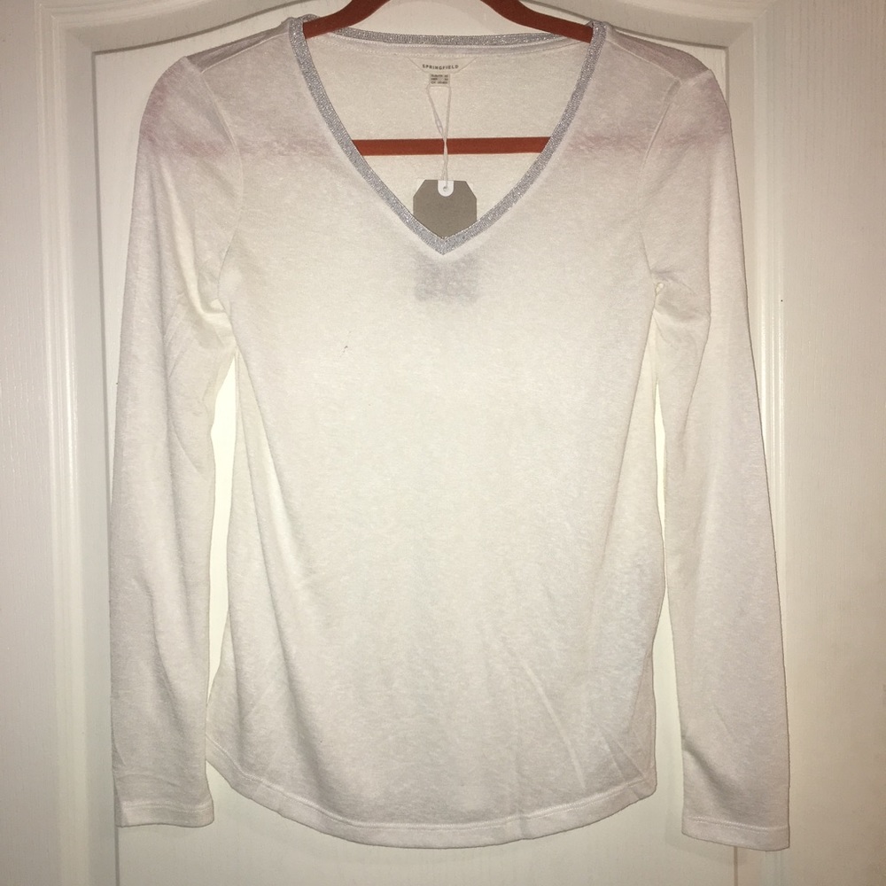 White long sleeve shirt